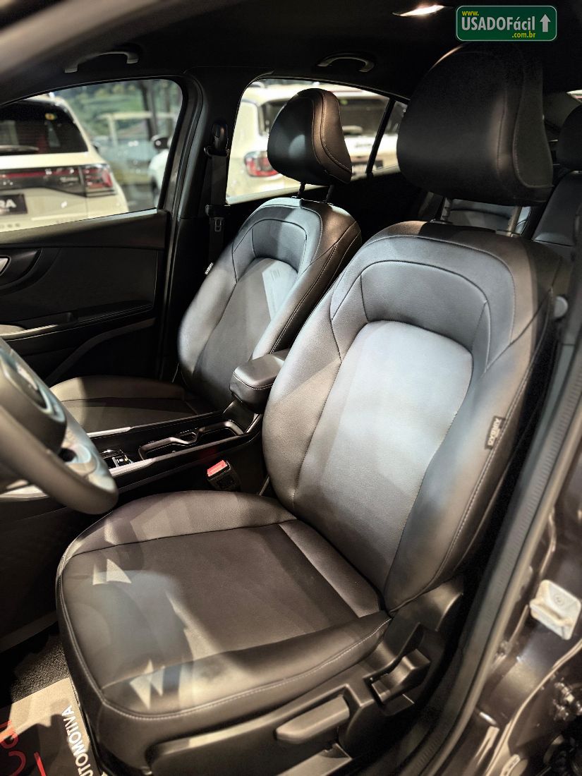 Fiat Fastback Audace 200 Turbo Automático Híbri­do 2025/2026 — foto 16 de 20