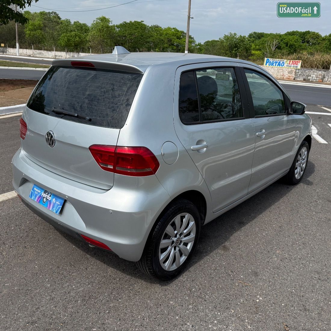 Volkswagen Fox Trendline 1.6 4P Flex 2014/2015 — foto 4 de 10