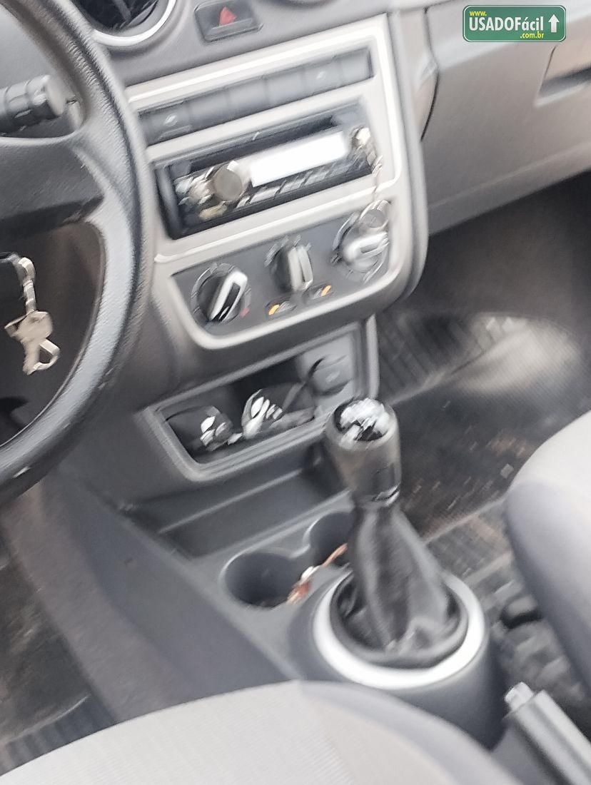 Volkswagen Gol 1.6 Mi 4P Total Flex 2013/2013 — foto 10 de 11