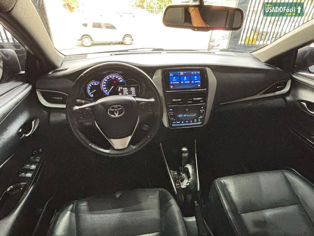 TOYOTA Yaris Hatch XS Connect 1.5 Automático Flex 2021/2022 — foto 10 de 13