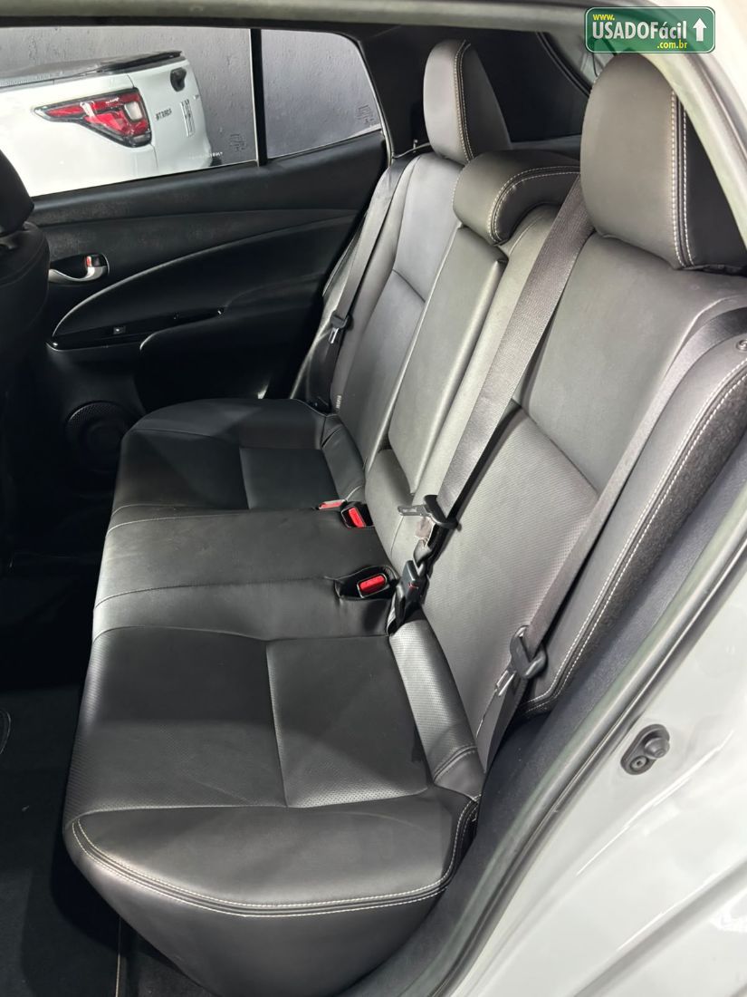 TOYOTA Yaris Hatch XS Connect 1.5 Automático Flex 2021/2022 — foto 13 de 13