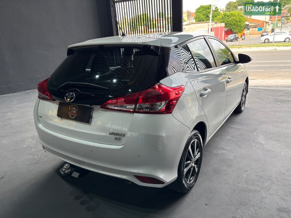 TOYOTA Yaris Hatch XS Connect 1.5 Automático Flex 2021/2022 — foto 6 de 13