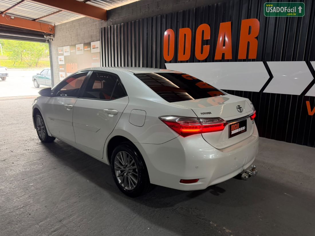 Toyota Corolla GLi Upper 1.8 Automático Flex 2017/2018 — foto 6 de 11