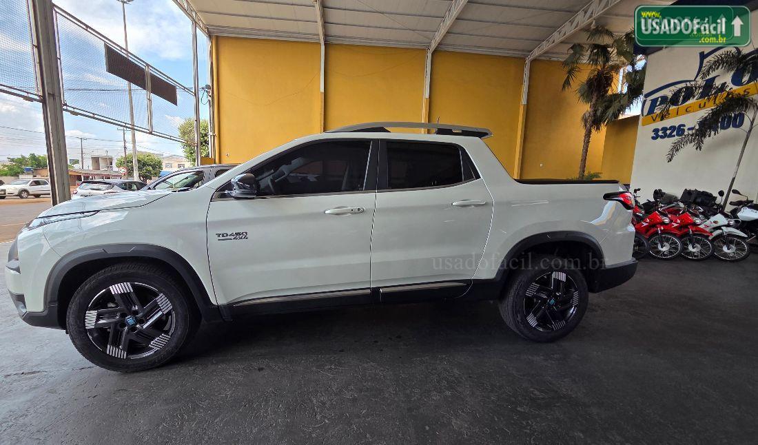 FIAT Toro Volcano 2.2 16V 4x4 Turbo Automático Diesel 2025/2026 — foto 4 de 12