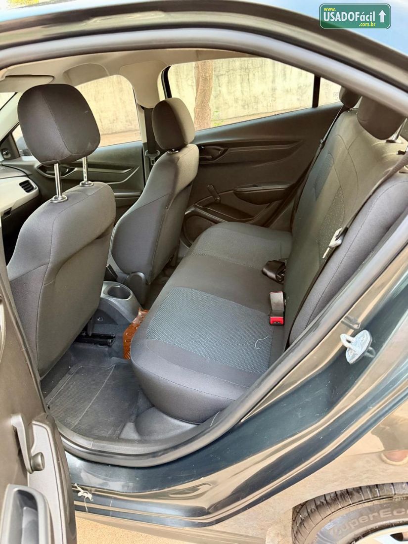 CHEVROLET/GM Onix Joy Hatch 1.0 Mecânico Flex 2018/2018 — foto 13 de 19