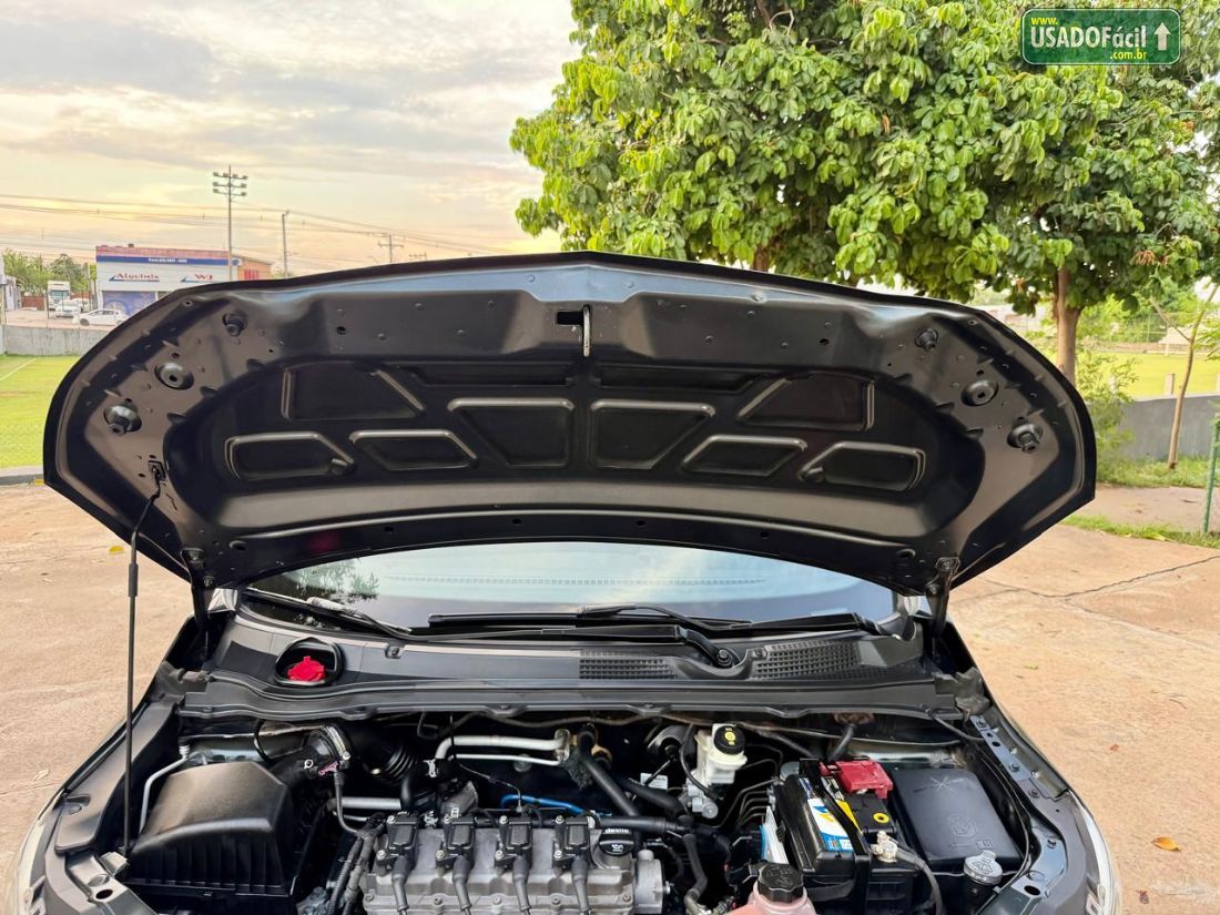 CHEVROLET/GM Onix Joy Hatch 1.0 Mecânico Flex 2018/2018 — foto 16 de 19
