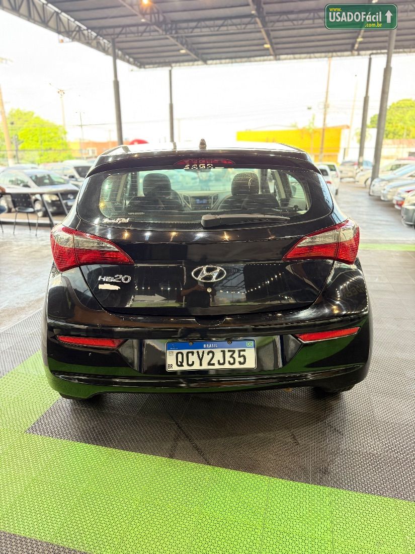 Hyundai HB20 Hatch Unique 1.0 Mecânico Flex 2018/2019 — foto 4 de 12
