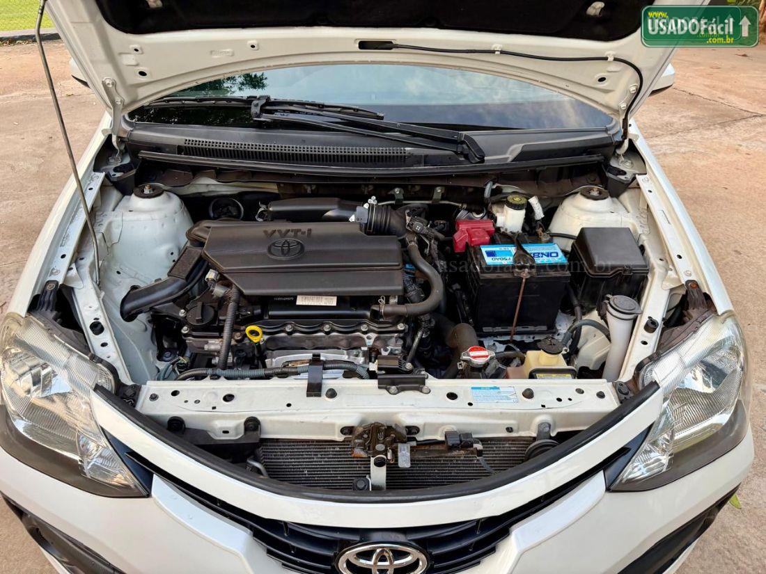 TOYOTA Etios Hatch X 1.3 Mecânico Flex 2017/2018 — foto 17 de 19