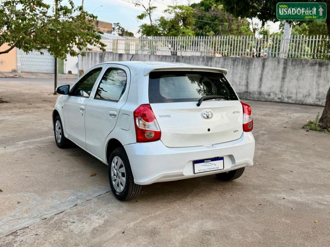 TOYOTA Etios Hatch X 1.3 Mecânico Flex 2017/2018 — foto 7 de 19