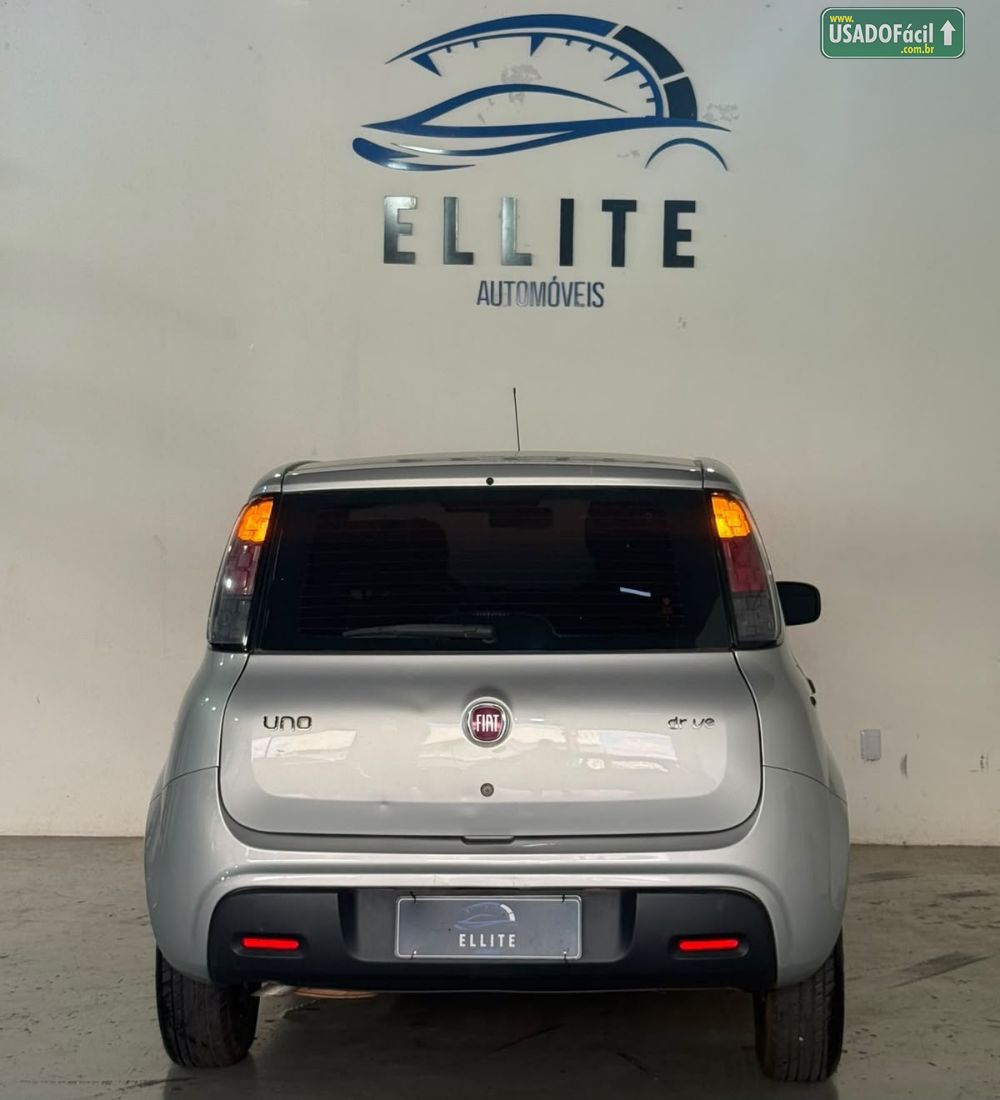 Fiat Uno Drive 1.0 Flex 5P 2017/2018 — foto 6 de 14