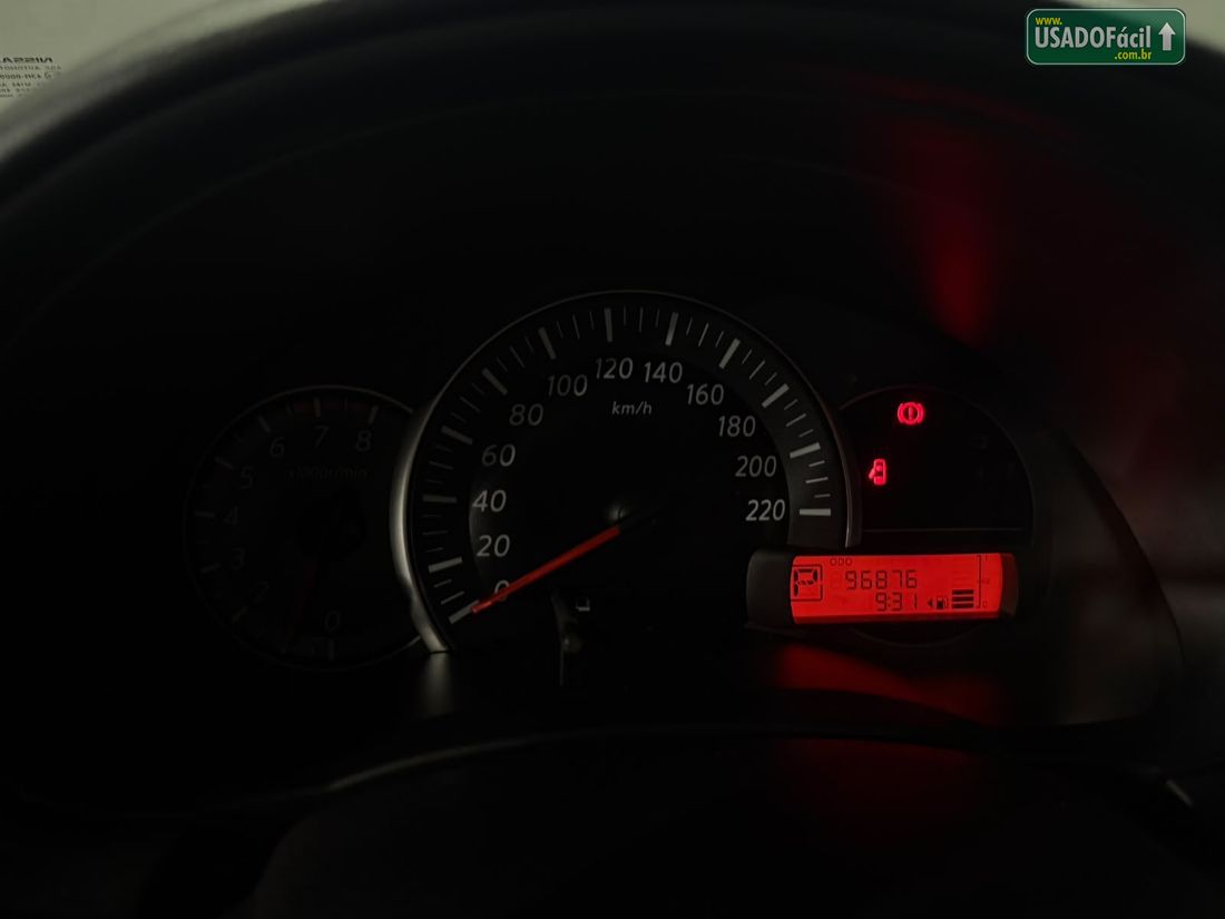 Nissan March SL 1.6 Automático 5P FlexStart 2018/2019 — foto 14 de 14