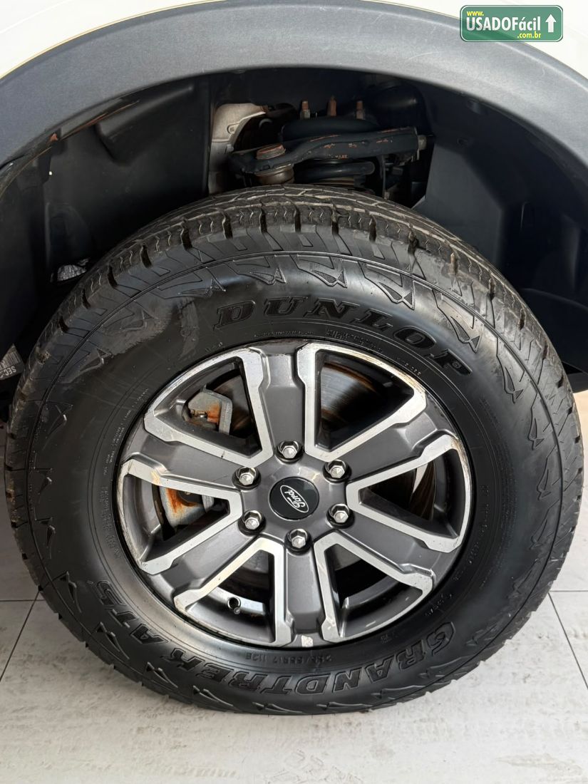 Ford Ranger XLT CD 3.0 V6 4x4 Turbo Automático Diesel 2023/2024 — foto 6 de 11