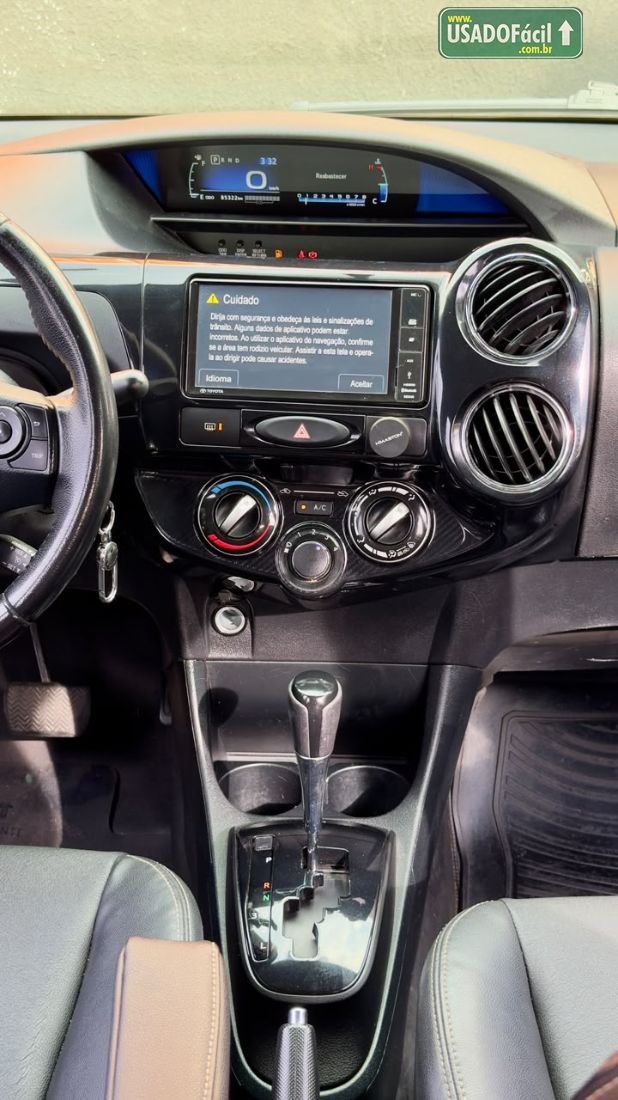 Toyota Etios Sedan XLS 1.5 Automático Flex 2017/2018 — foto 10 de 13