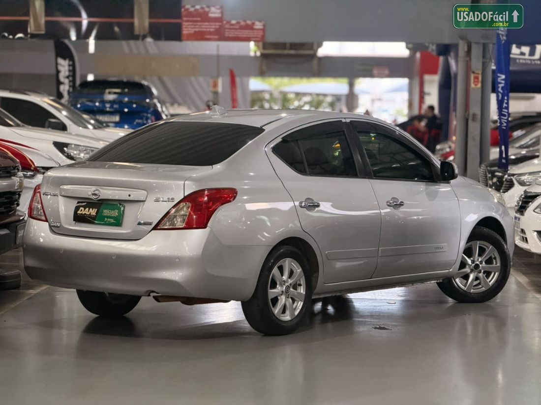 Nissan Versa SL 1.6 Mecânico Flex Fuel 2012/2013 — foto 10 de 10