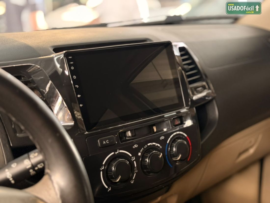 Toyota Hilux SW4 SR 4x2 2.7 Mecânico Flex 2013/2013 — foto 6 de 12