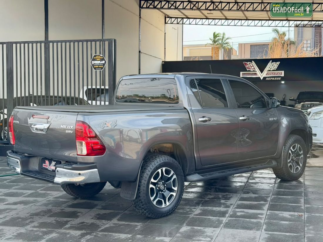 Toyota Hilux SRV CD 2.8 4x4 TDI Automático Diesel 2022/2022 — foto 4 de 11