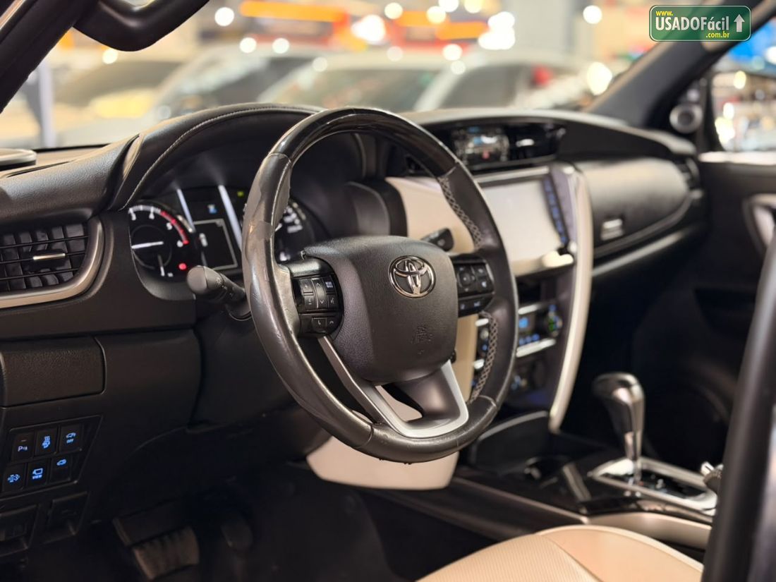 Toyota Hilux SW4 Diamond 2.8 4x4 Turbo Automático Diesel 2022/2022 — foto 6 de 14