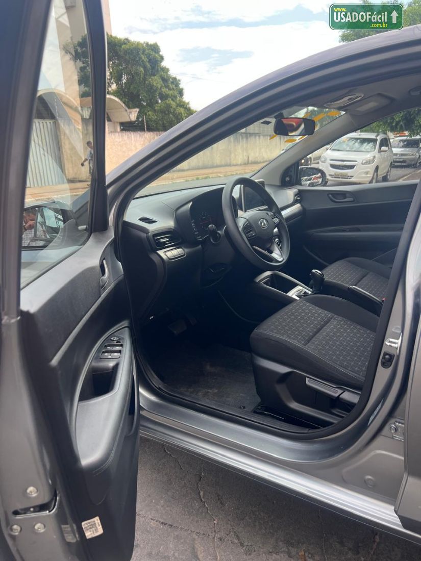 Hyundai HB20 Hatch Comfort 1.0 Turbo Automático Flex 2023/2024 — foto 13 de 20