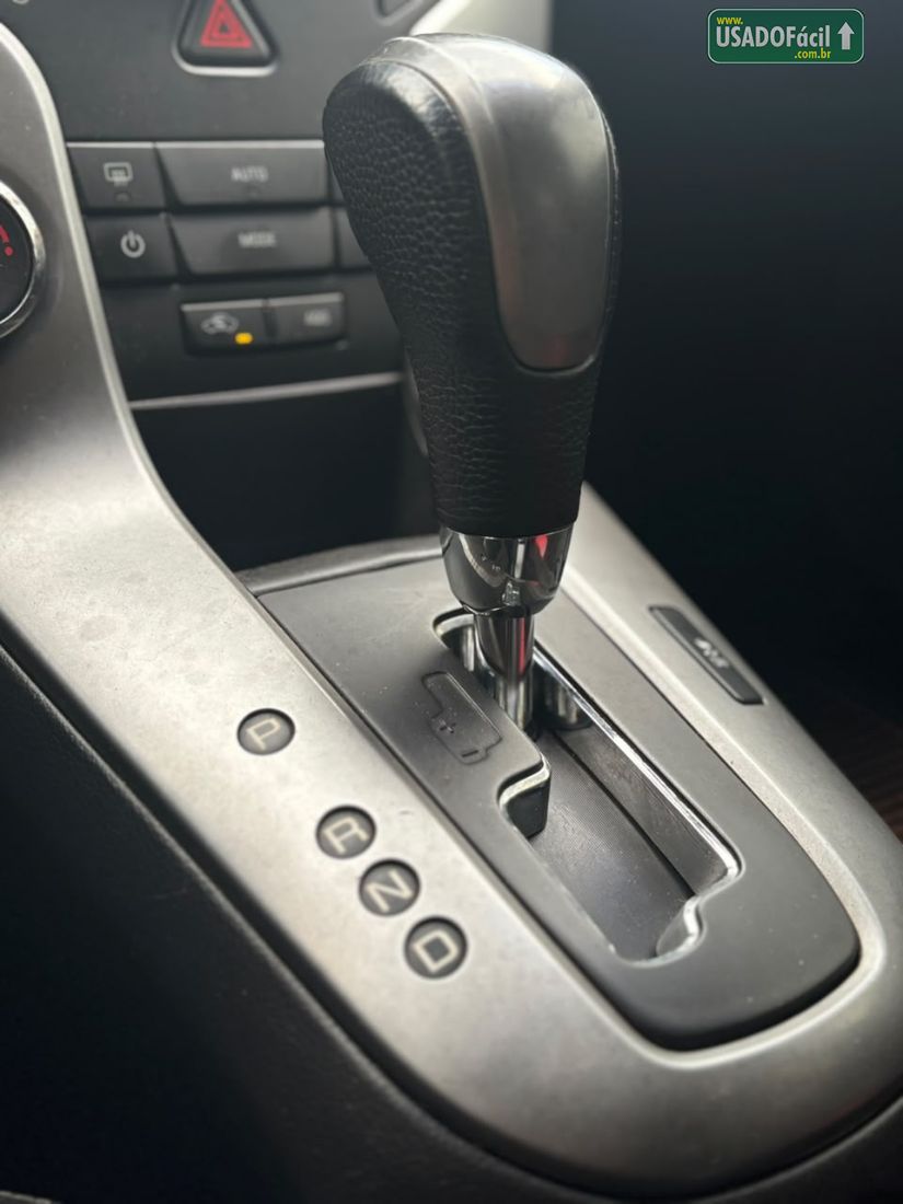 CHEVROLET/GM Cruze Hatch Back Sport LT 1.8 Automático Flex 2012/2012 — foto 9 de 11
