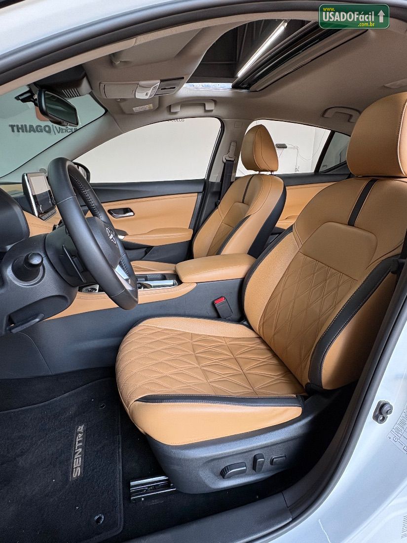 Nissan Sentra Exclusive Interior Premium 2.0 Automático 2025/2026 — foto 17 de 21
