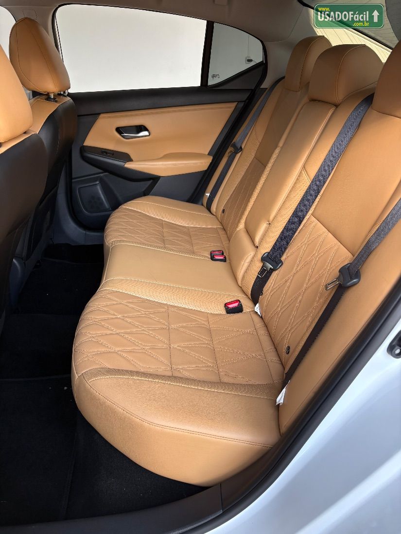 Nissan Sentra Exclusive Interior Premium 2.0 Automático 2025/2026 — foto 19 de 21