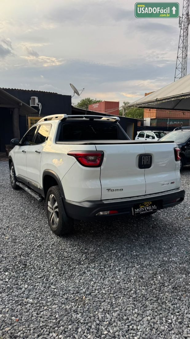 Fiat Toro Volcano 2.4 Automático Flex 2019/2019 — foto 7 de 12