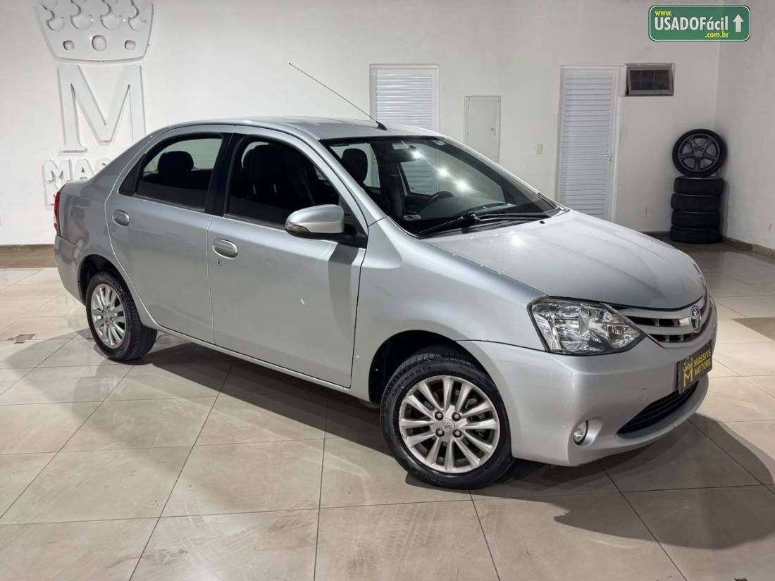 Toyota Etios Sedan XLS 1.5 Mecânico Flex 2015/2016 — foto 3 de 19