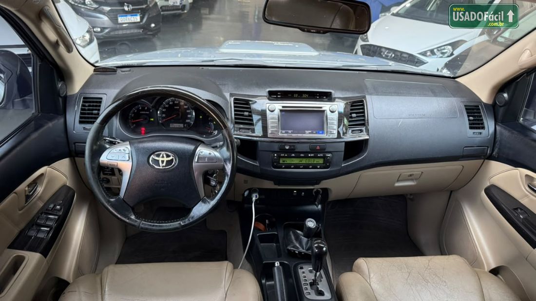 Toyota Hilux SW4 SRV D4-D 3.0 4x4 TDI Automático Diesel 2013/2014 — foto 11 de 20