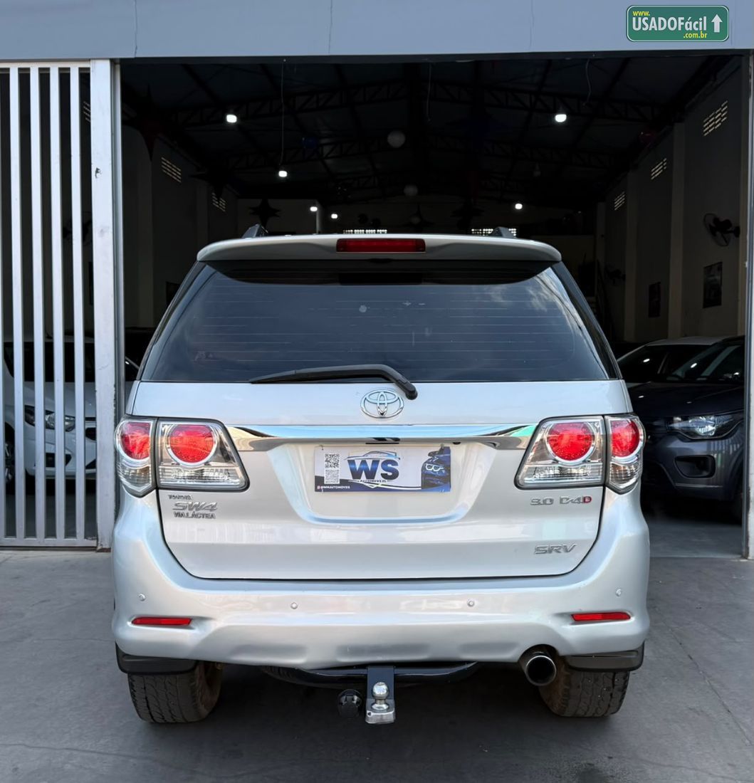 Toyota Hilux SW4 SRV D4-D 3.0 4x4 TDI Automático Diesel 2013/2014 — foto 20 de 20