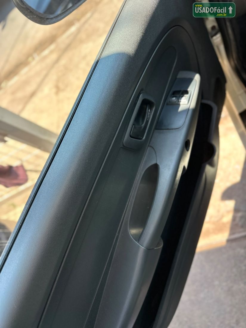 Fiat Strada Hard Working CD 1.4 Fire Flex 2017/2018 — foto 13 de 14