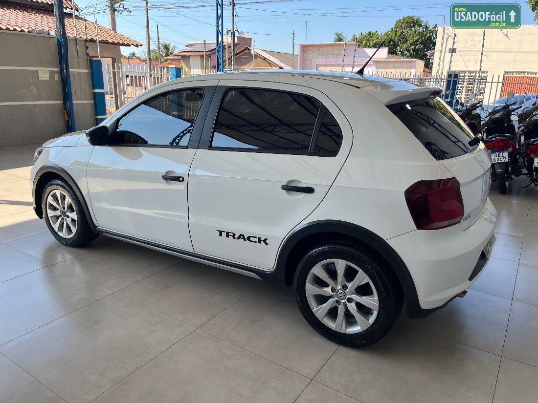 Volkswagen Gol Track 1.0 4P Total Flex 2017/2018 — foto 2 de 9