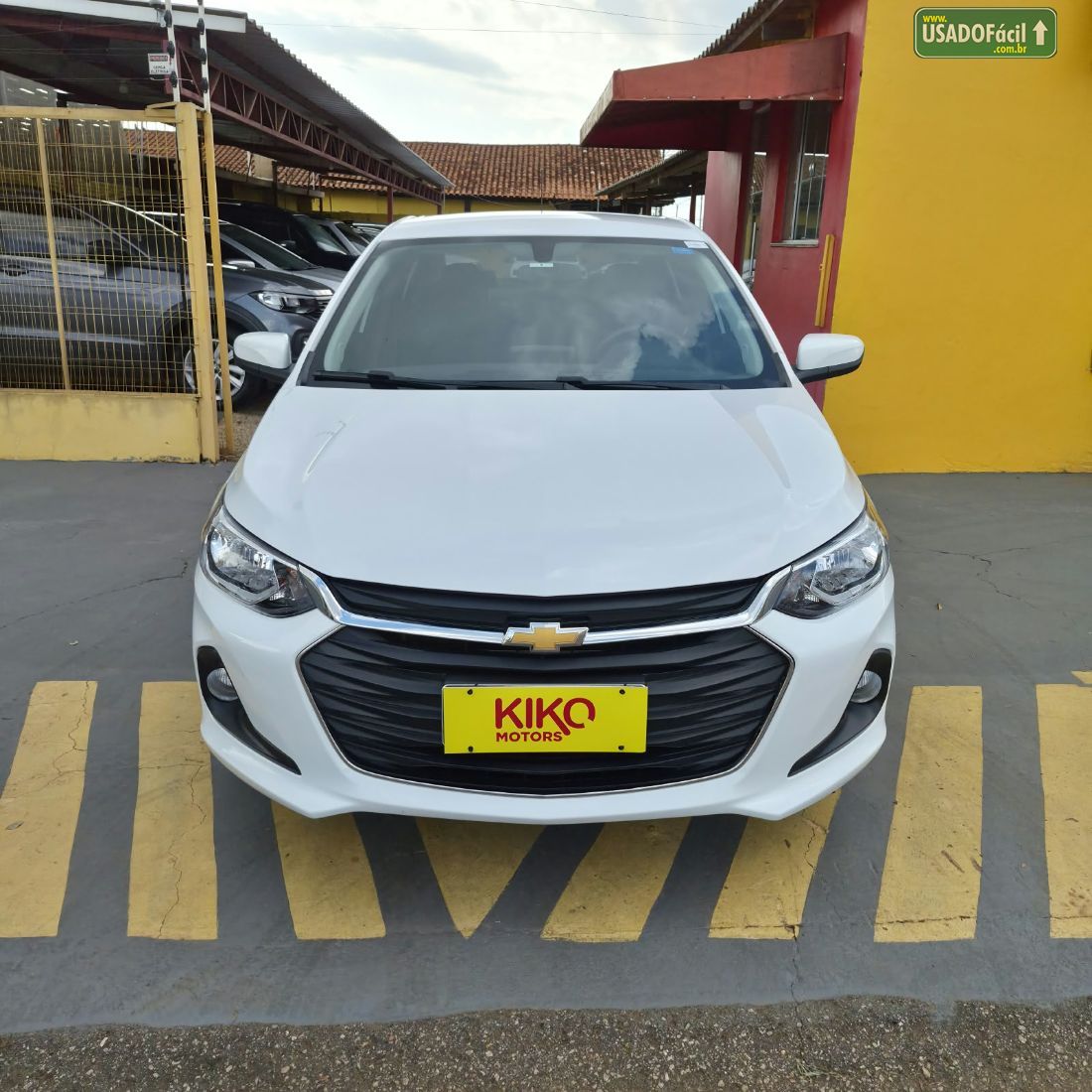 CHEVROLET/GM Onix Sedan Plus LT 1.0 Mecânico Flex 2023/2024 — foto 2 de 15