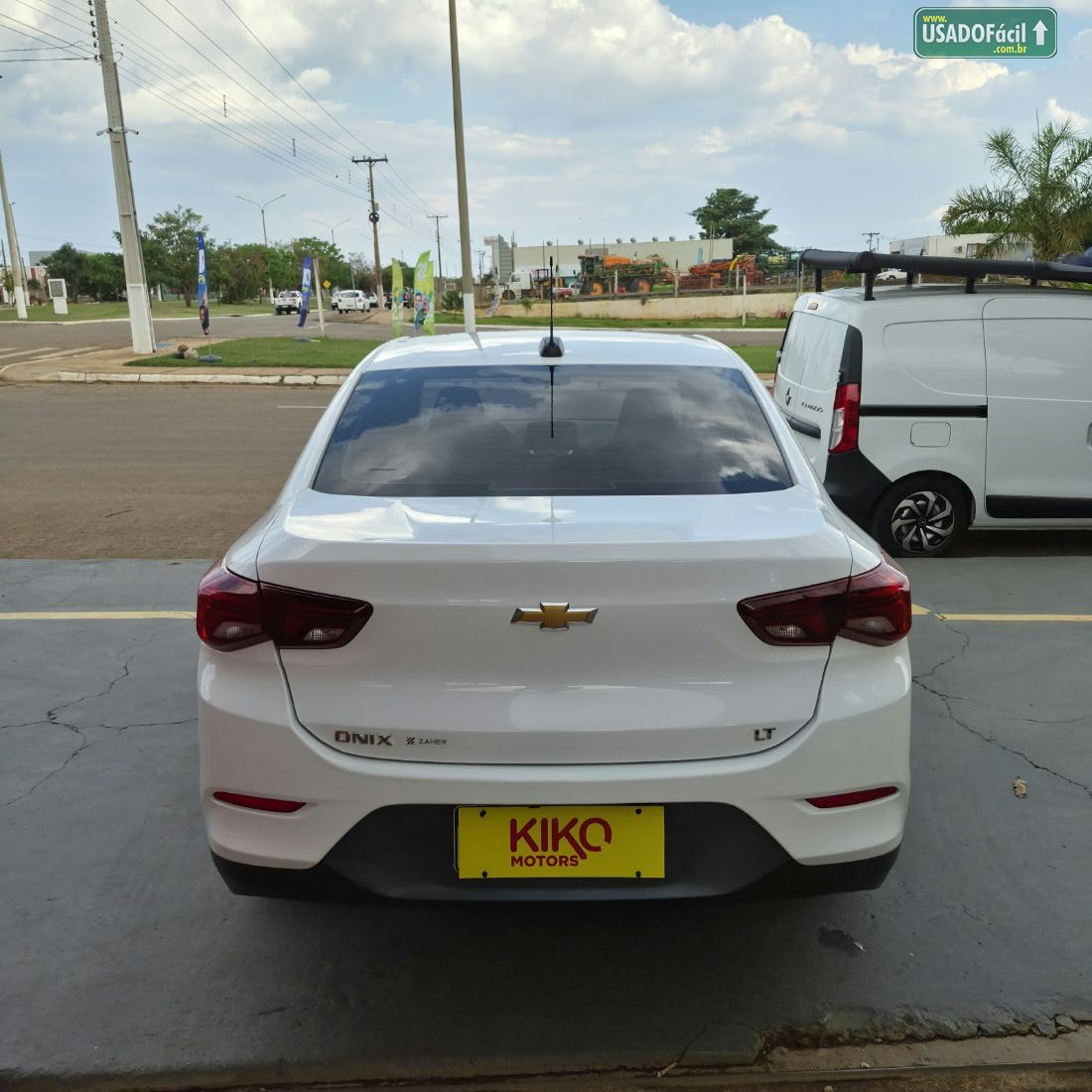 CHEVROLET/GM Onix Sedan Plus LT 1.0 Mecânico Flex 2023/2024 — foto 5 de 15