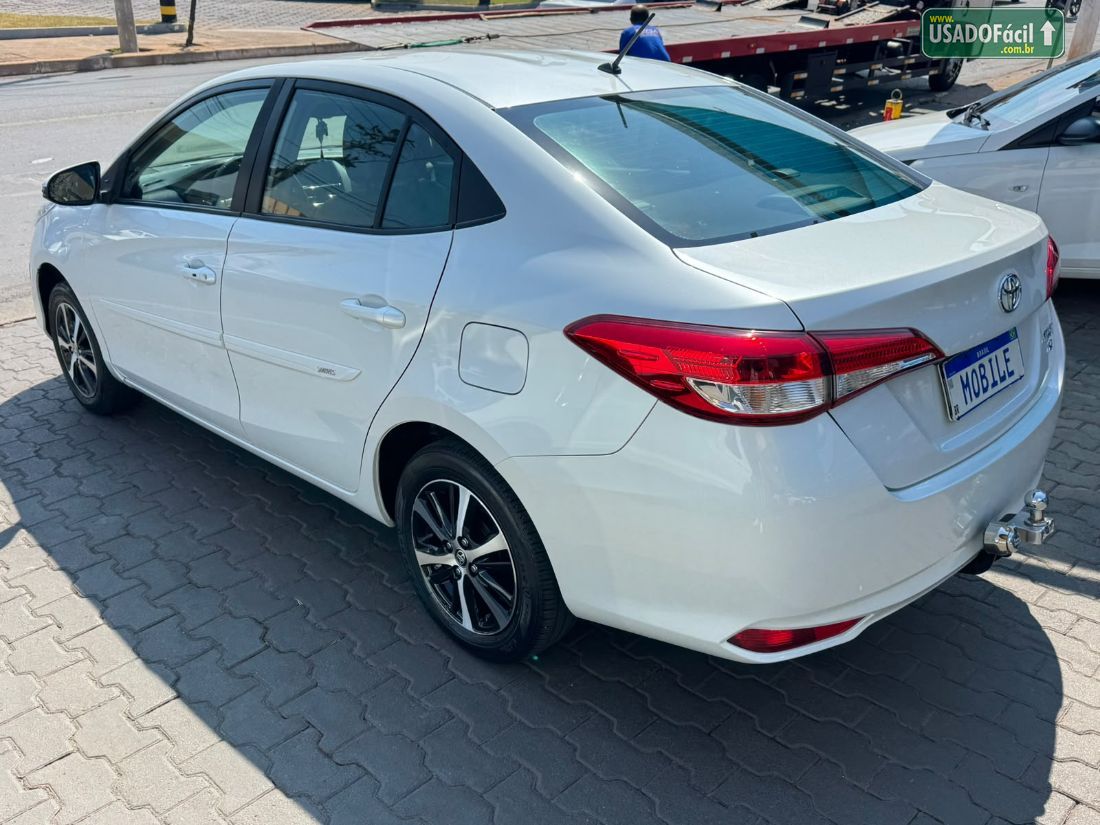 Toyota Yaris Sedan XS Connect 1.5 Automático Flex 2021/2021 — foto 6 de 15