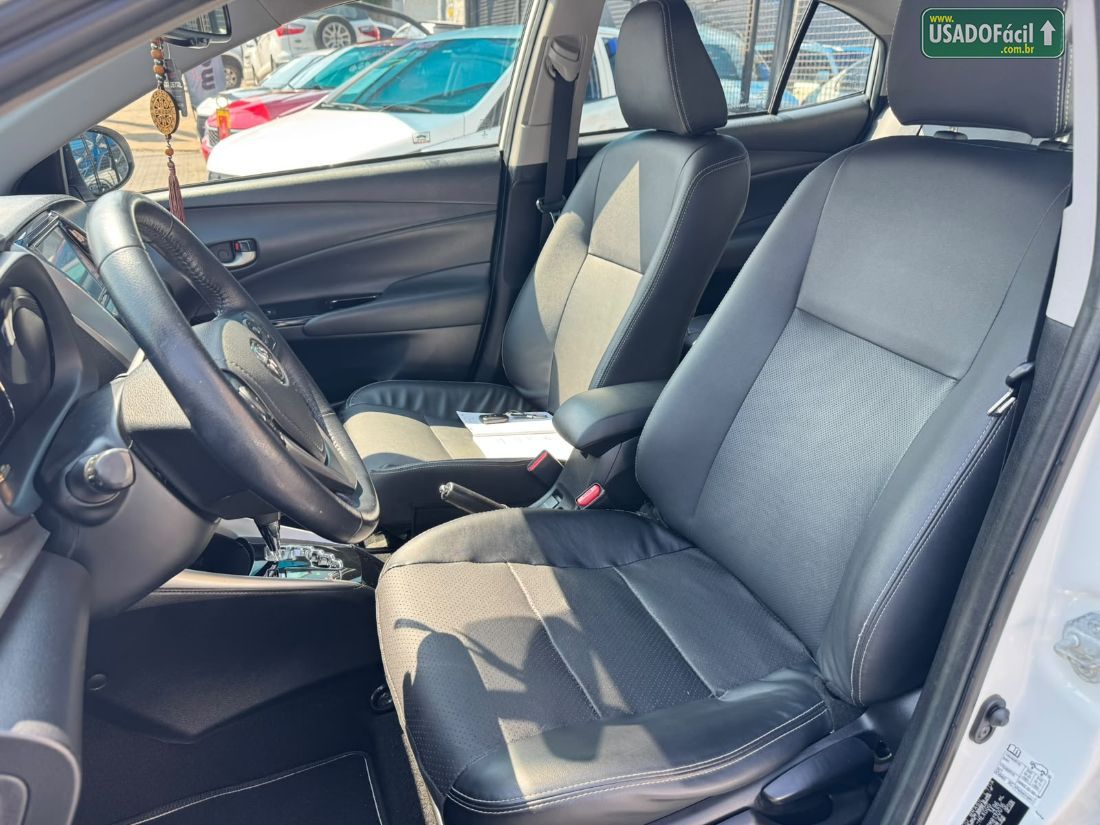 Toyota Yaris Sedan XS Connect 1.5 Automático Flex 2021/2021 — foto 9 de 15