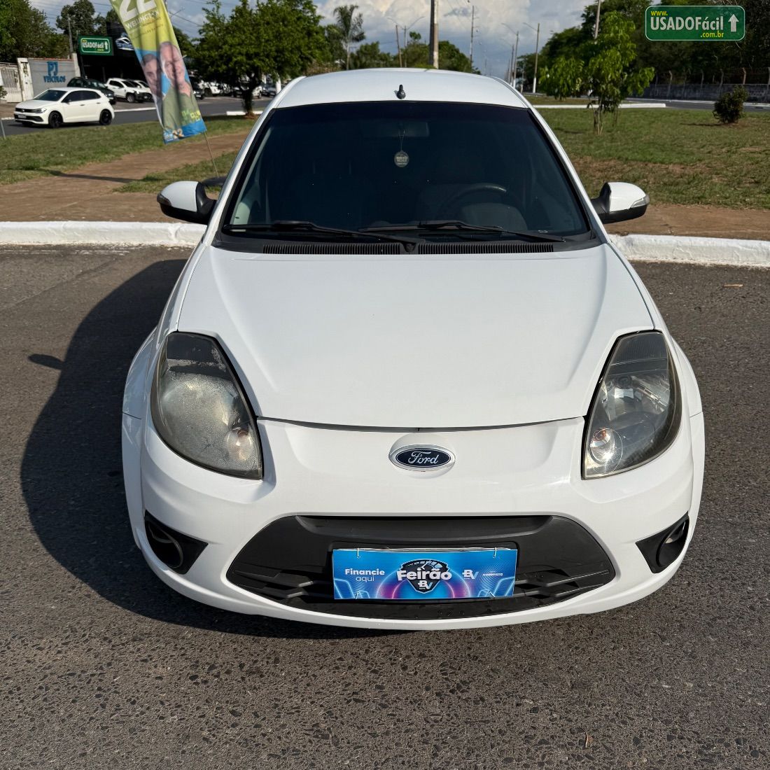 Ford Ka Hatch 1.0 Flex 3P 2012/2013 — foto 2 de 8