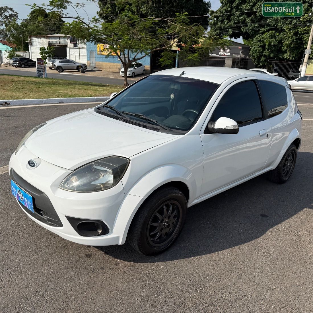 Ford Ka Hatch 1.0 Flex 3P 2012/2013 — foto 3 de 8