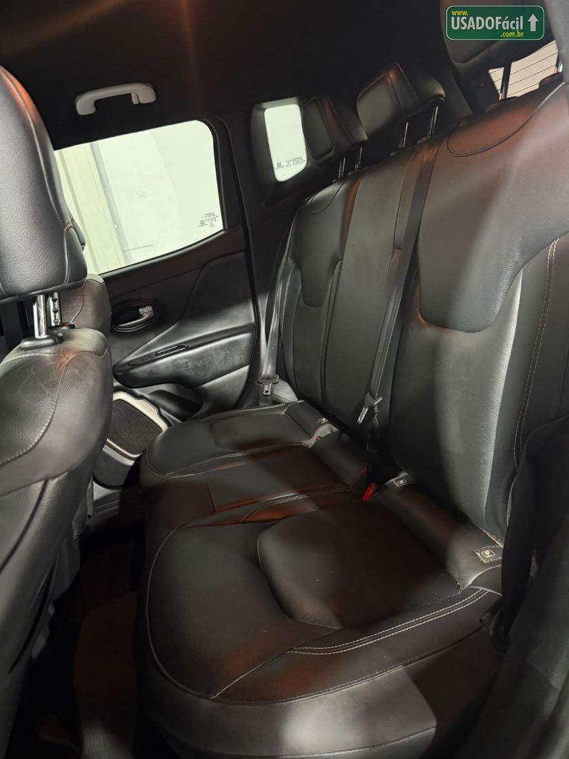 Jeep Renegade Longitude 1.8 4x2 Automático Flex 2016/2016 — foto 10 de 14