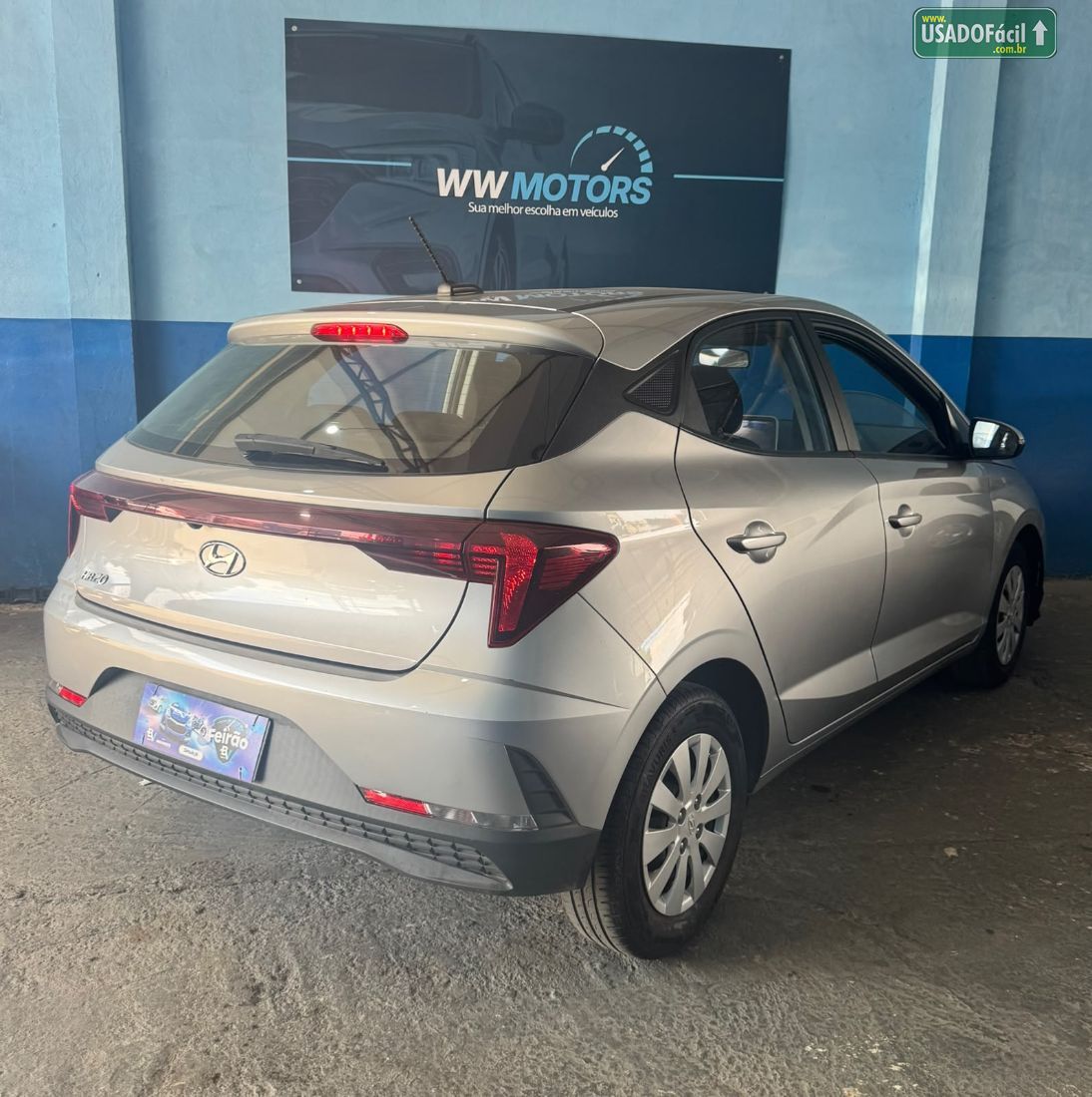 Hyundai HB20 Hatch Comfort Plus 1.0 Mecânico Flex 2023/2024 — foto 3 de 10