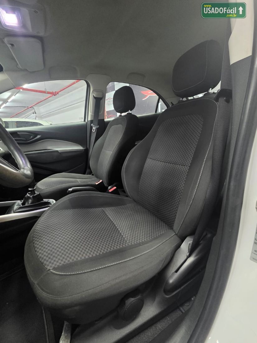 CHEVROLET/GM Onix Hatch LT 1.0 Mecânico Flex 2018/2018 — foto 8 de 9