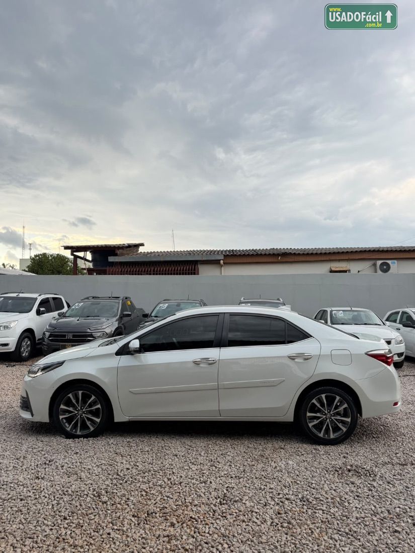 Toyota Corolla Altis 2.0 Automático Flex 2017/2018 — foto 4 de 13