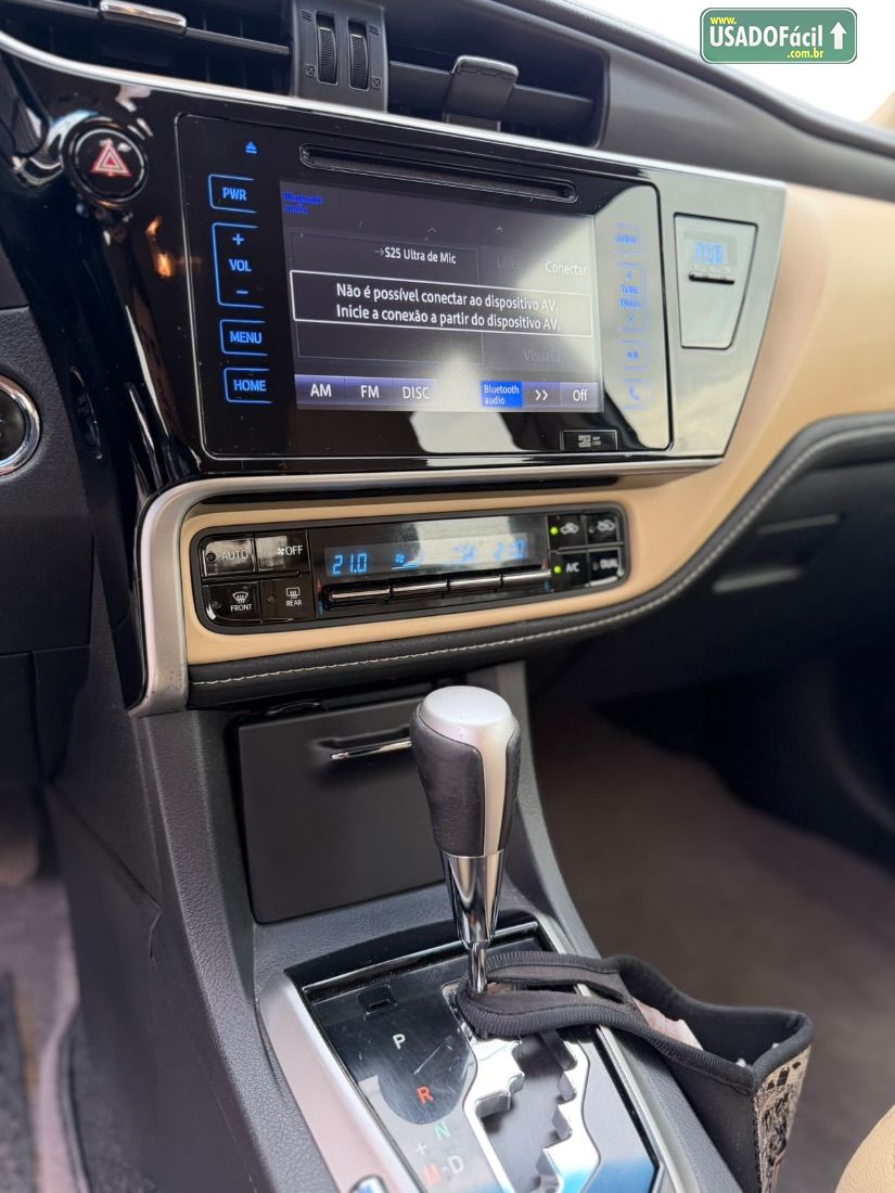 Toyota Corolla Altis 2.0 Automático Flex 2017/2018 — foto 8 de 13