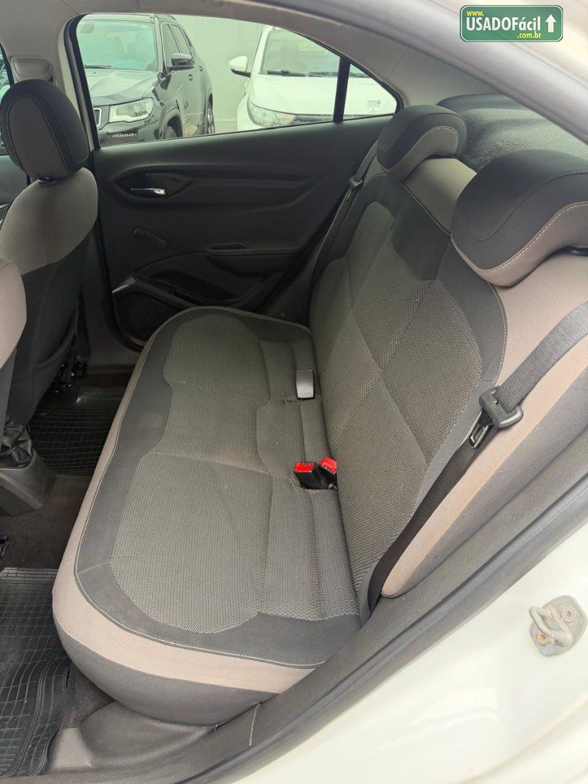 CHEVROLET/GM Prisma Sedan LT 1.4 8V FlexPower 2015/2015 — foto 9 de 14