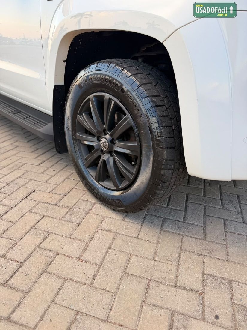 Volkswagen Amarok Highline CD 2.0 4x4 TDI Automático Diesel 2013/2014 — foto 6 de 16