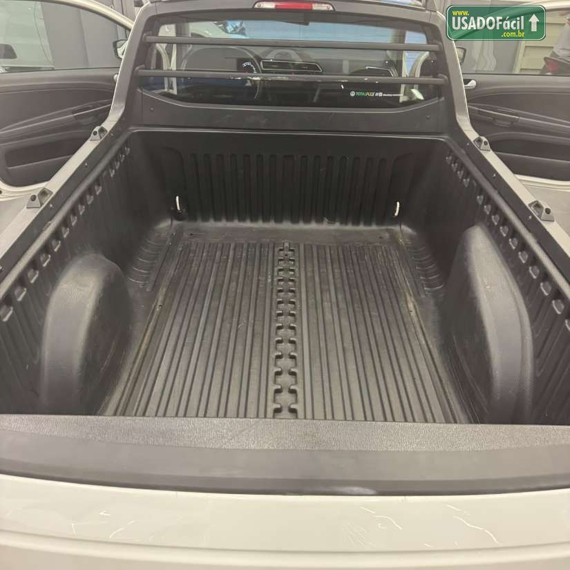 Volkswagen Saveiro Robust 1.6 Total Flex 2023/2024 — foto 5 de 8