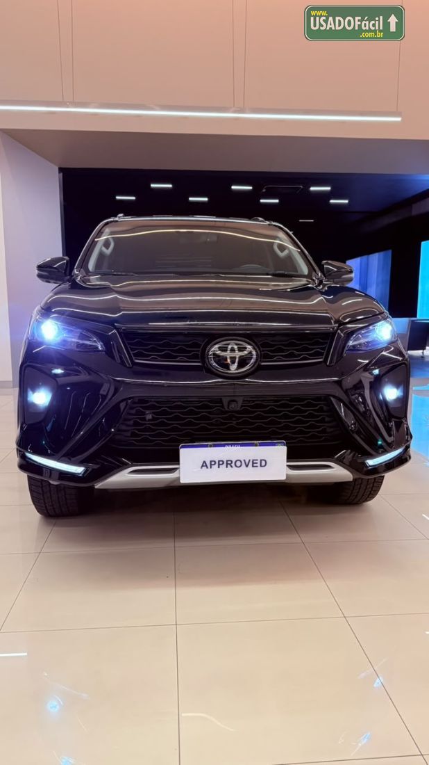 Toyota Hilux SW4 SRX Platinum 2.8 4x4 Turbo Automático Diesel 2025/2025 — foto 2 de 13