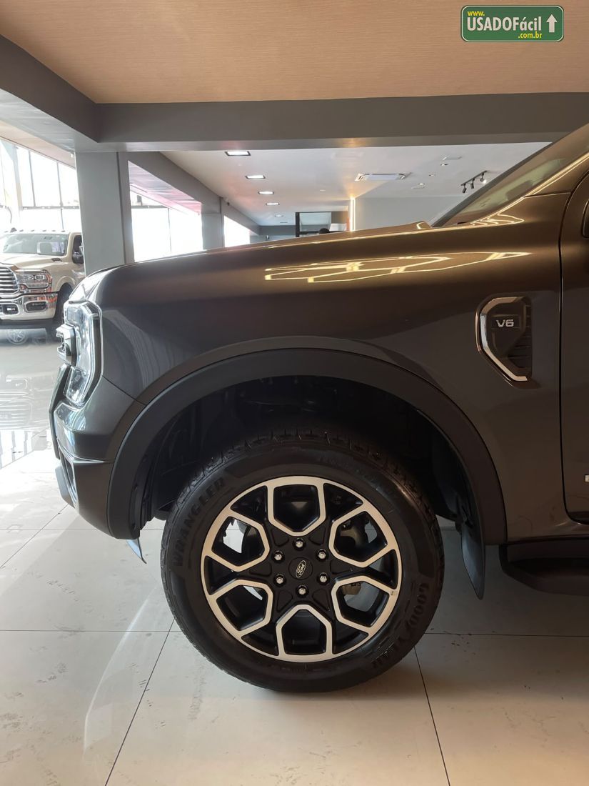 Ford Ranger Limited CD 3.0 V6 4x4 Turbo Automático Diesel 2025/2026 — foto 4 de 13