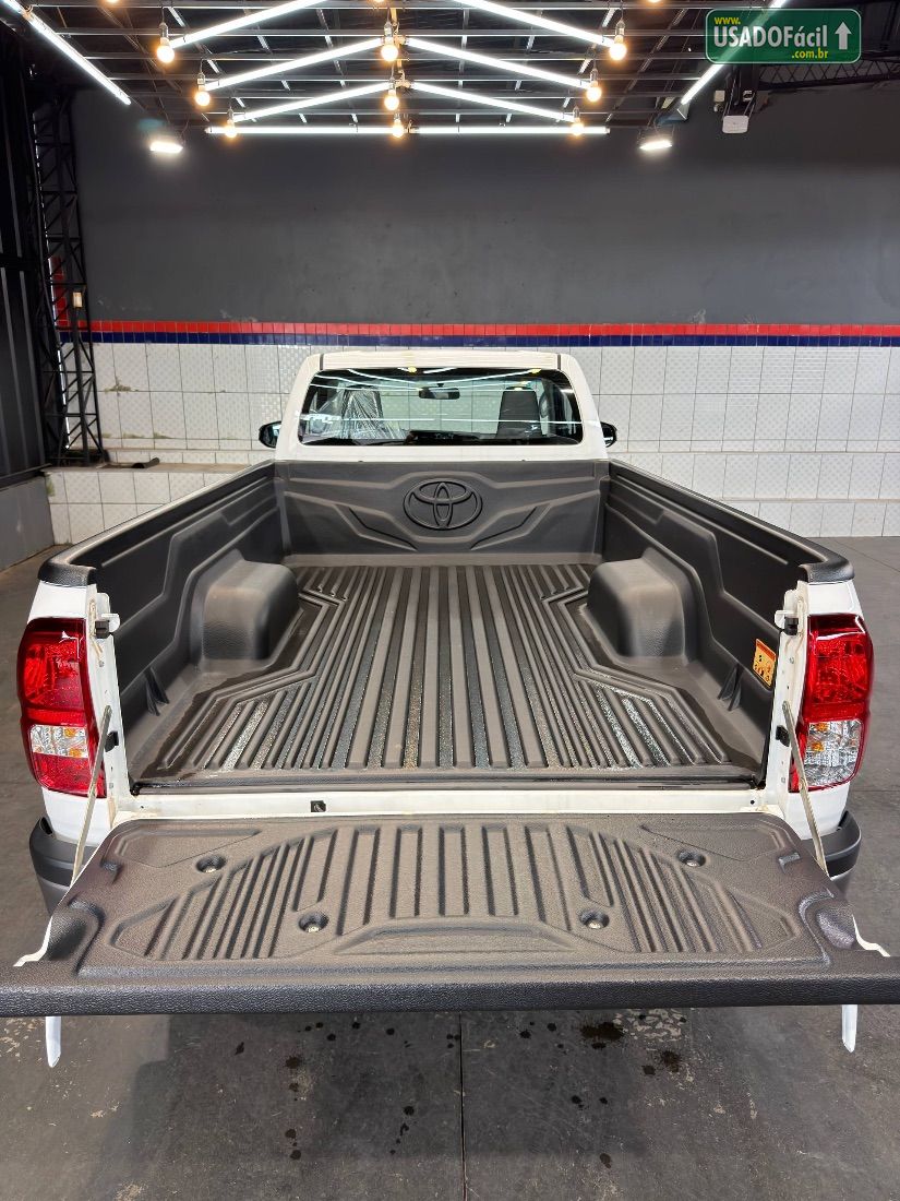 Toyota Hilux CS 4x4 2.8 TDI Mecânico Diesel 2026/2026 — foto 13 de 14
