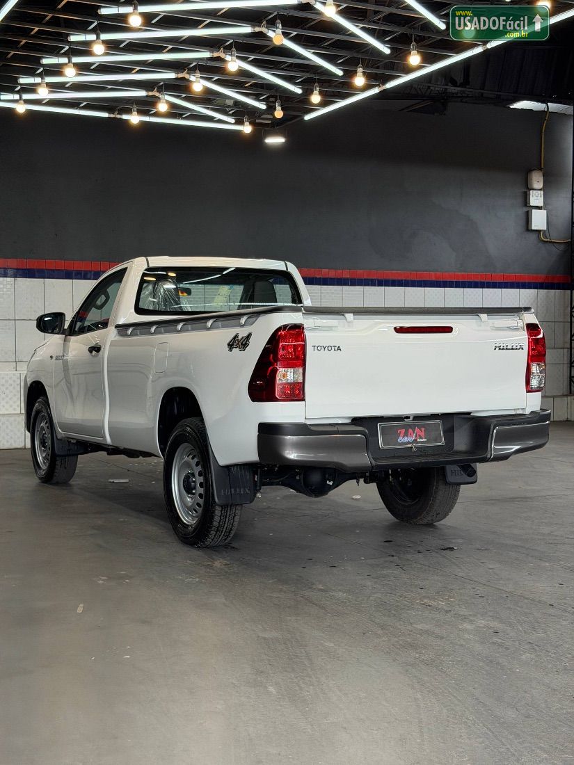 Toyota Hilux CS 4x4 2.8 TDI Mecânico Diesel 2026/2026 — foto 4 de 14