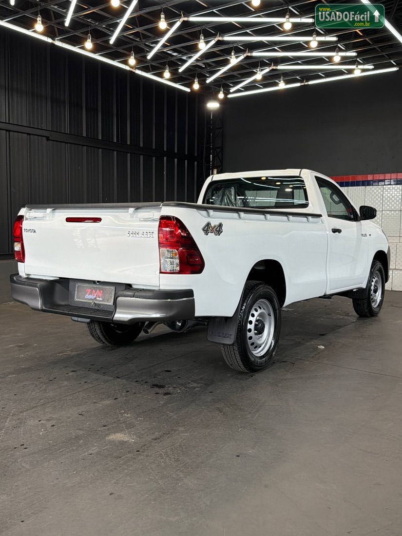 Toyota Hilux CS 4x4 2.8 TDI Mecânico Diesel 2026/2026 — foto 6 de 14